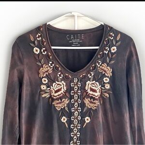 Women’s Long Sleeve Bohemian Shirt Embroidered Boho Tunic Floral V-Neck Pullover
